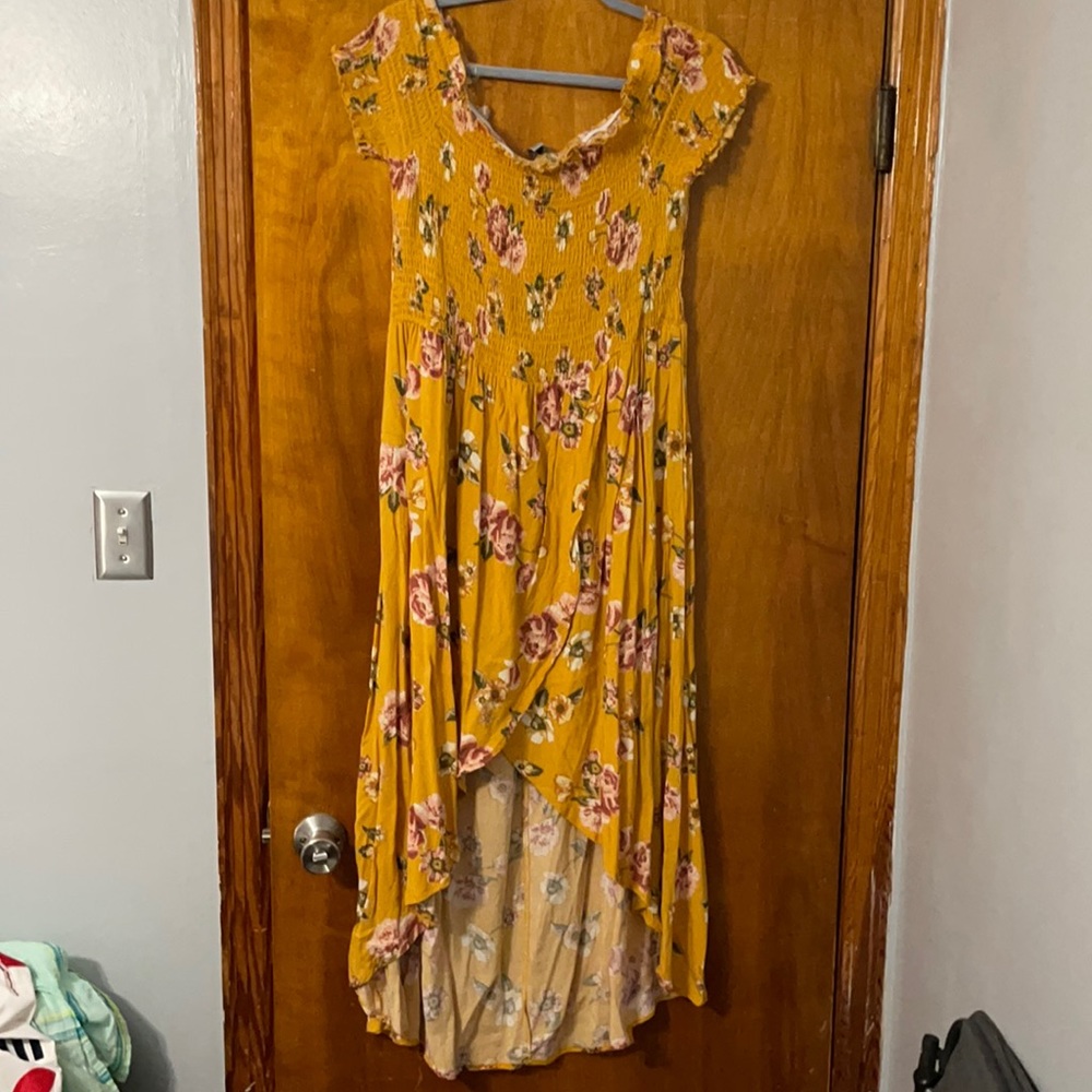 Juniors plus long off the shoulder dress